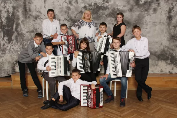 Akordeonistu ansamblis (ped.Ērika Stalidzāne)