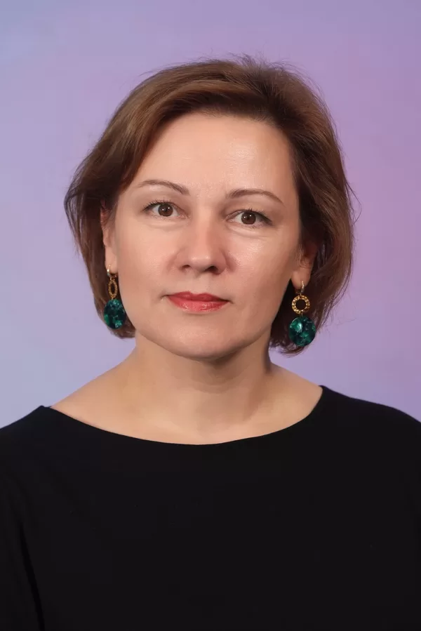 Direktores vietniece izglītības jomā (profesionalajā ievirzē) - Evita Podoļeca