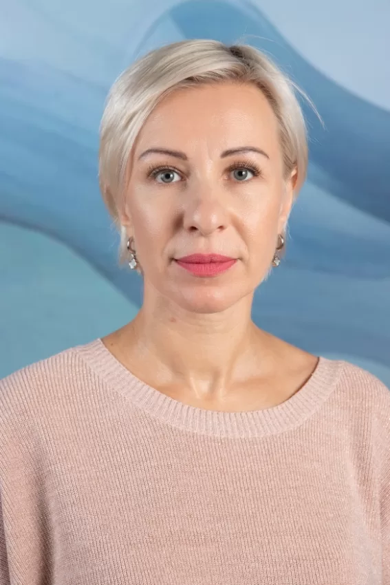 Inga Afanasjeva - taustiņinstrumentu spēles metodiskās komisijas vadītāja
